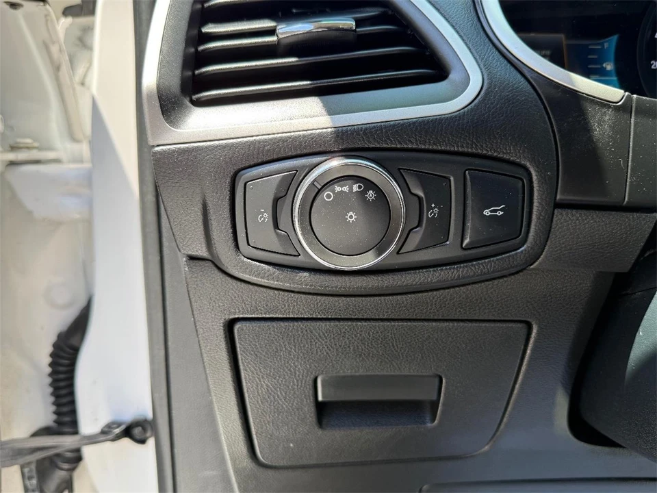 2016 Ford Edge - Image 23 of 28