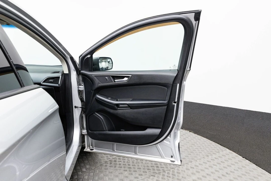 2016 Ford Edge - Image 11 of 21
