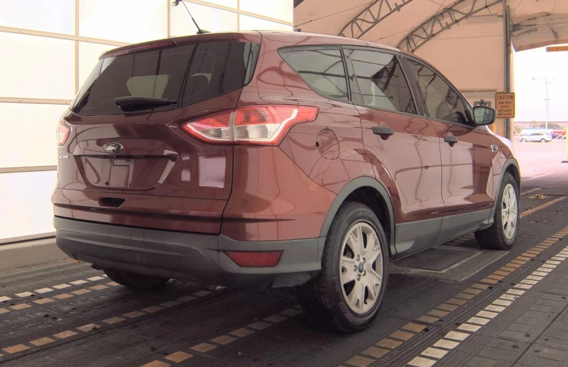 2016 Ford Escape - Image 4 of 11