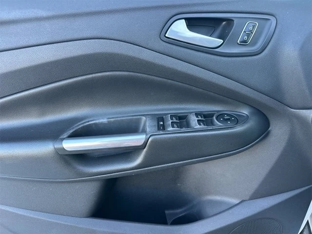 2016 Ford Escape - Image 8 of 12