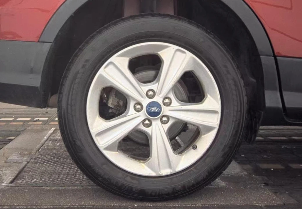 2016 Ford Escape - Image 9 of 18