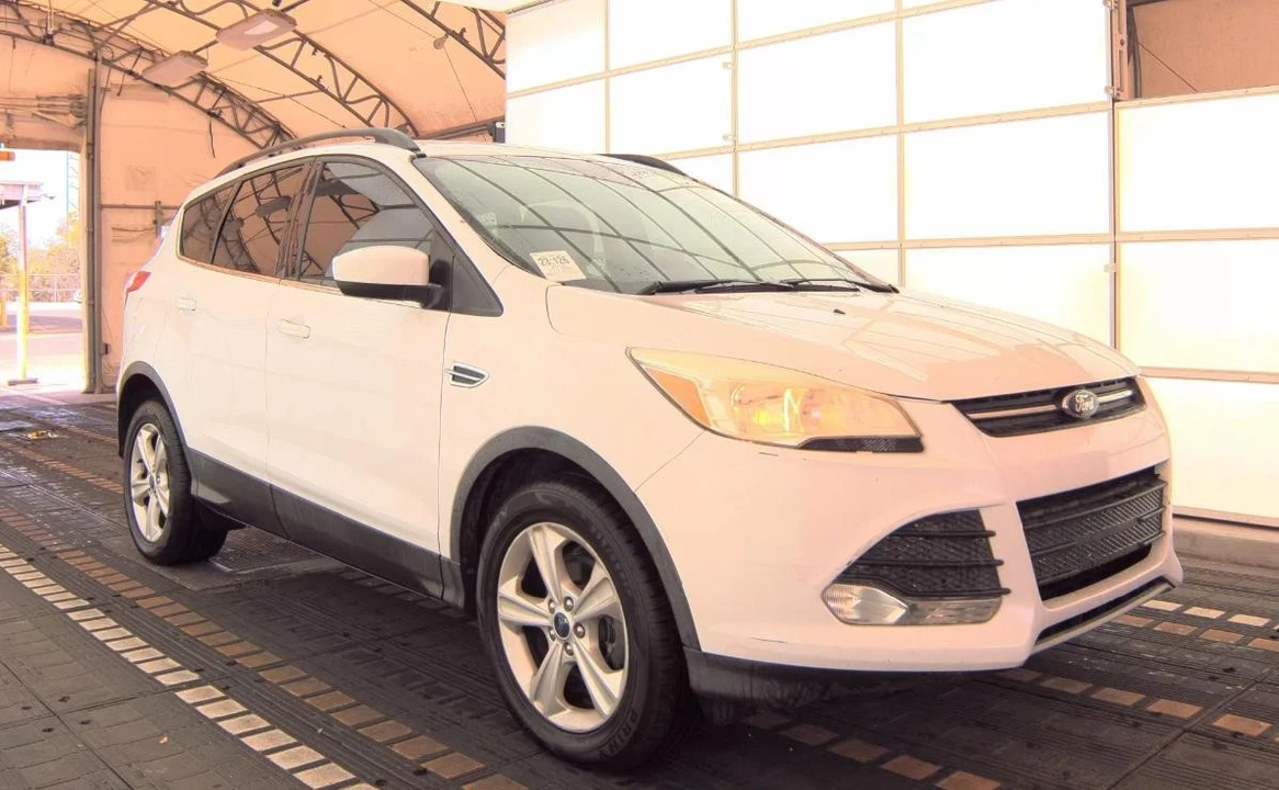 2016 Ford Escape - Image 3 of 16