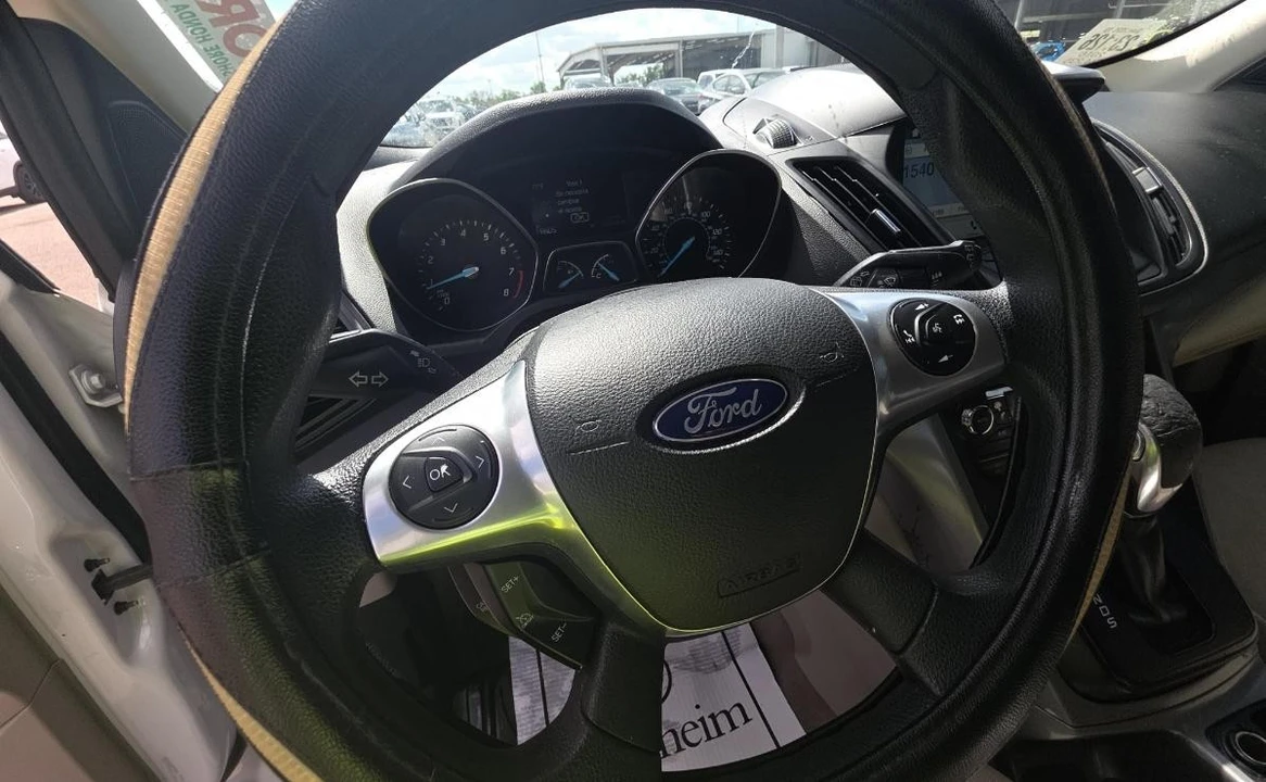 2016 Ford Escape - Image 11 of 16