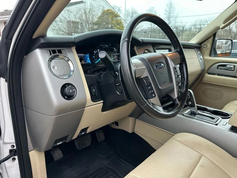 2016 Ford Expedition 3rd Gen - Image 10 of 12
