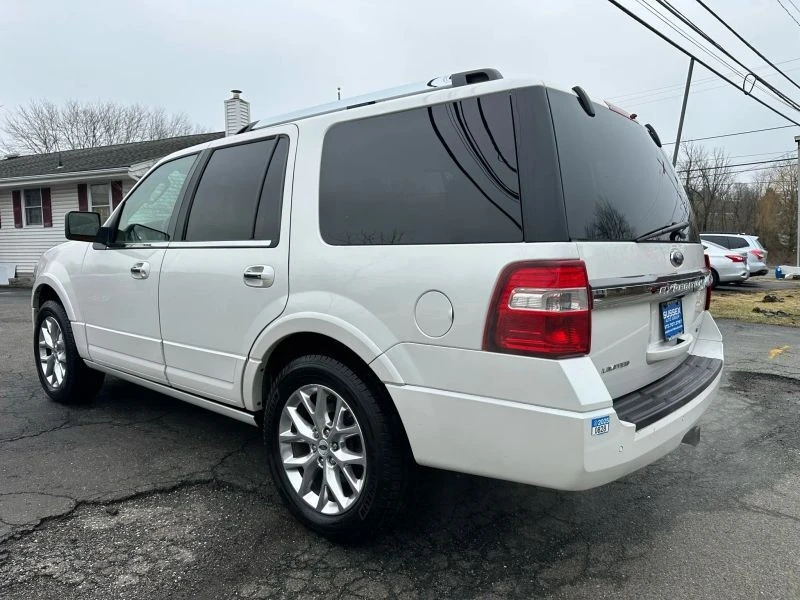 2016 Ford Expedition 3rd Gen - Image 4 of 12