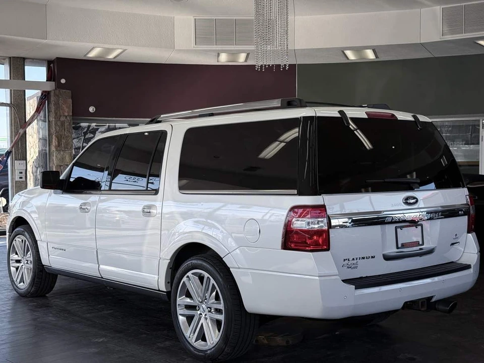 2016 Ford Expedition 3rd Gen - Image 10 of 12