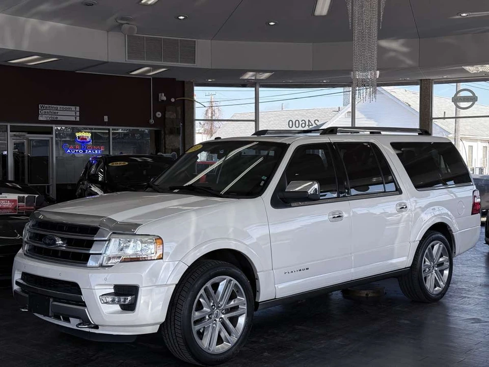 2016 Ford Expedition 3rd Gen - Image 2 of 12