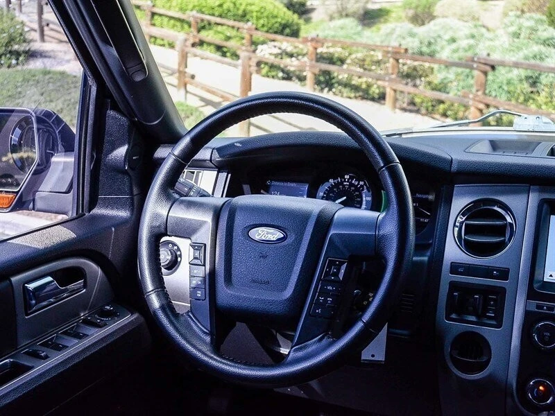 2016 Ford Expedition 4th Gen - Image 18 of 21