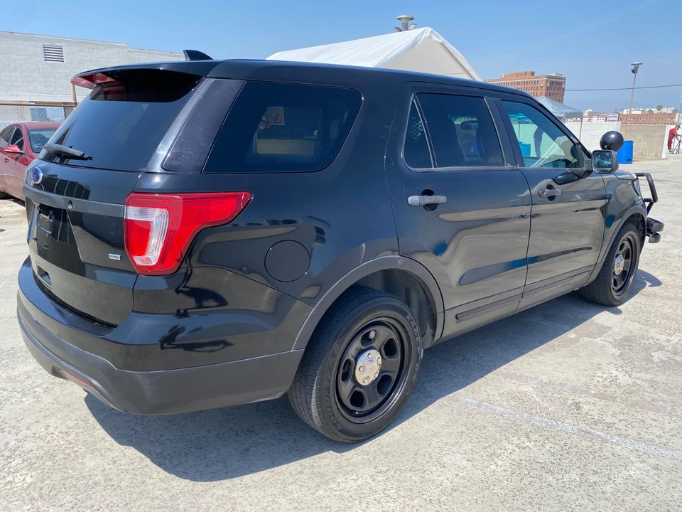 2016 Ford Explorer 5th Gen - Image 6 of 19