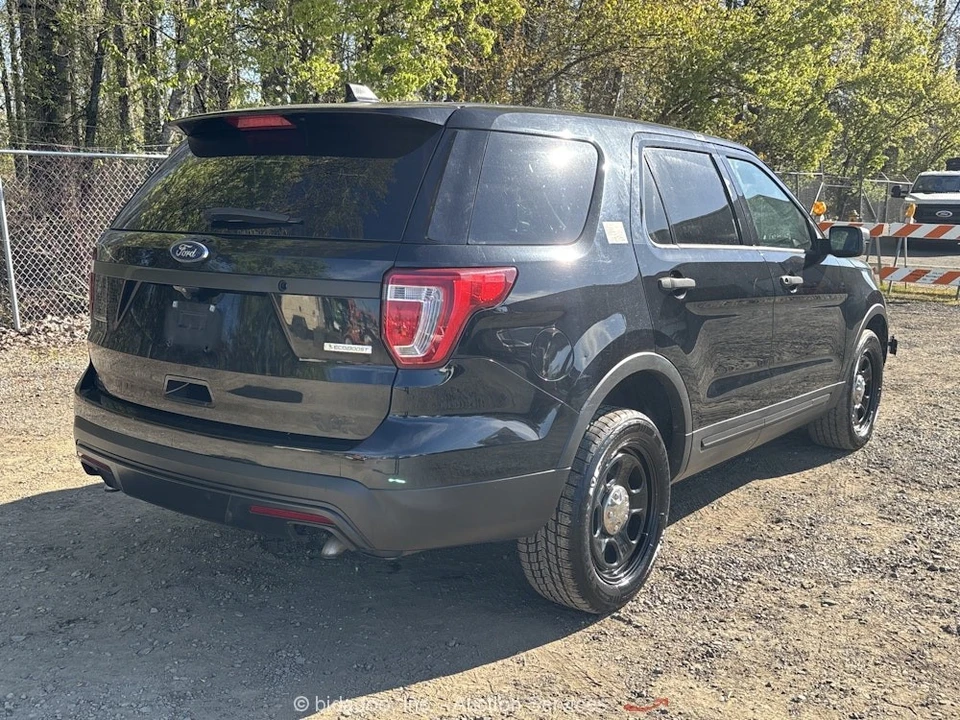 2016 Ford Explorer 5th Gen - Image 4 of 12