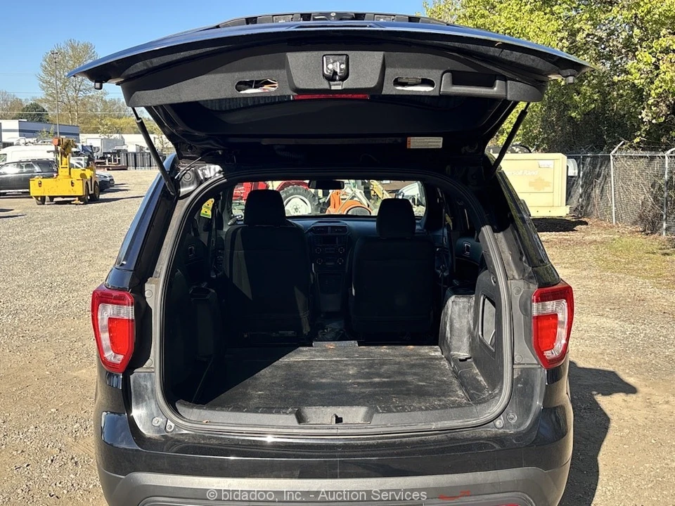 2016 Ford Explorer 5th Gen - Image 9 of 12