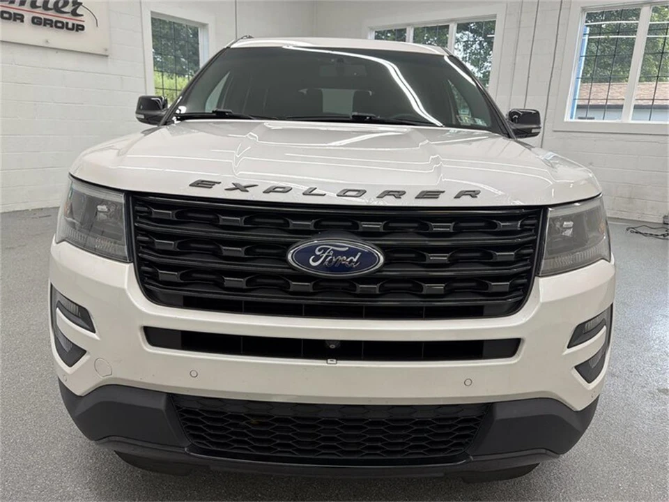 2016 Ford Explorer 5th Gen - Image 2 of 17