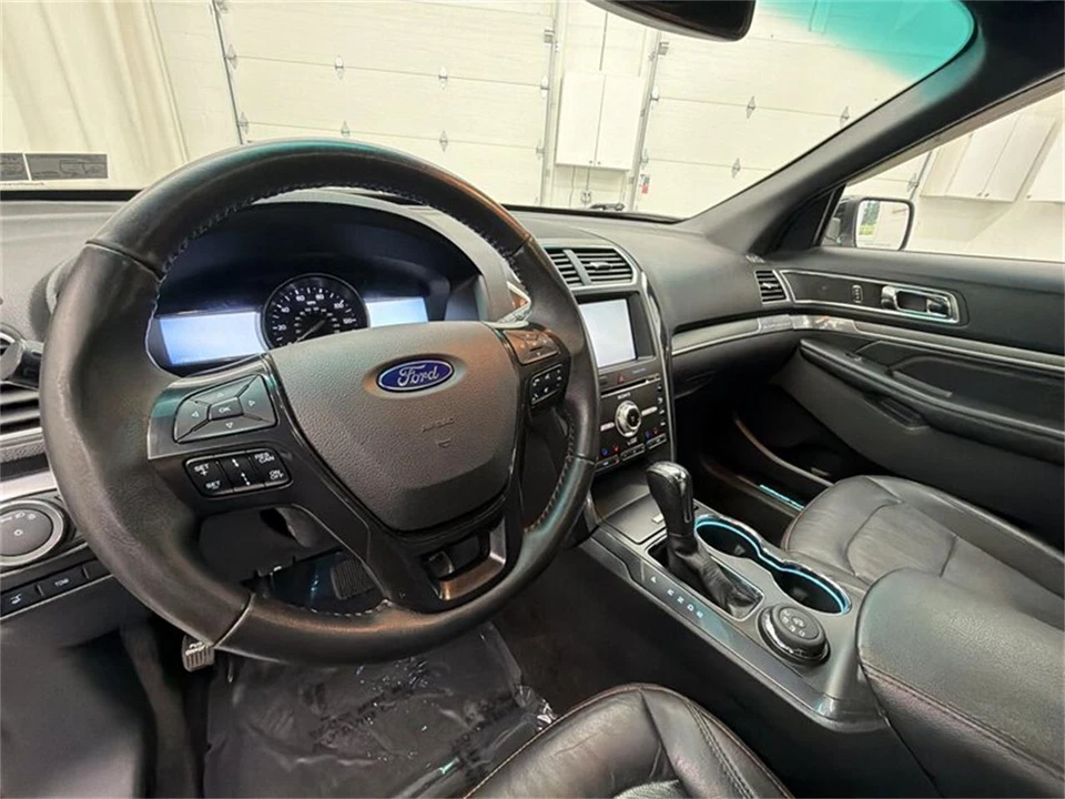 2016 Ford Explorer 5th Gen - Image 11 of 17
