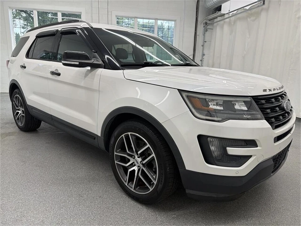 2016 Ford Explorer 5th Gen - Image 3 of 17