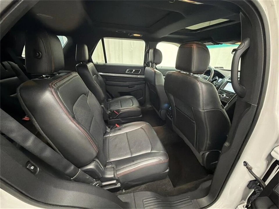 2016 Ford Explorer 5th Gen - Image 14 of 17