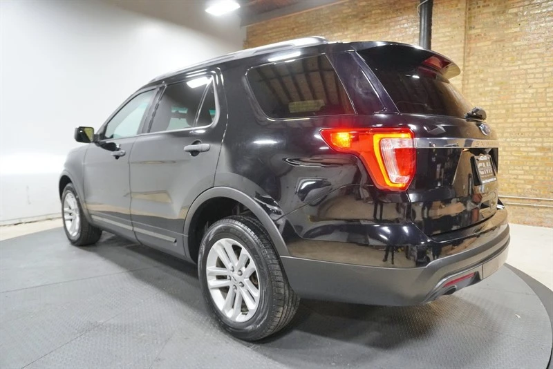 2016 Ford Explorer 5th Gen - Image 16 of 21