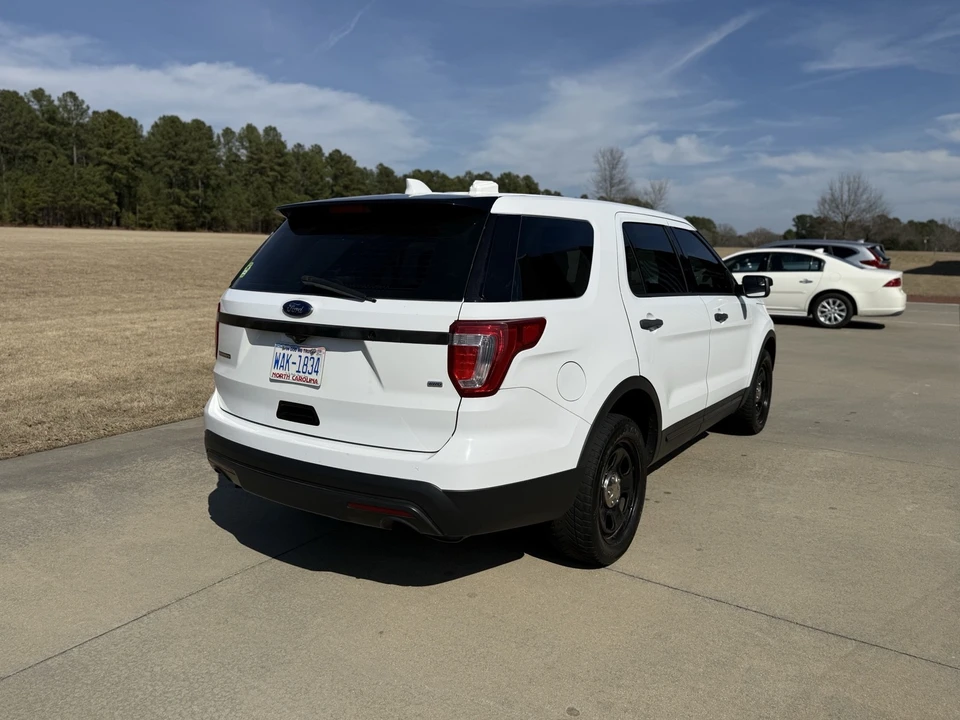 2016 Ford Explorer 5th Gen - Image 5 of 13