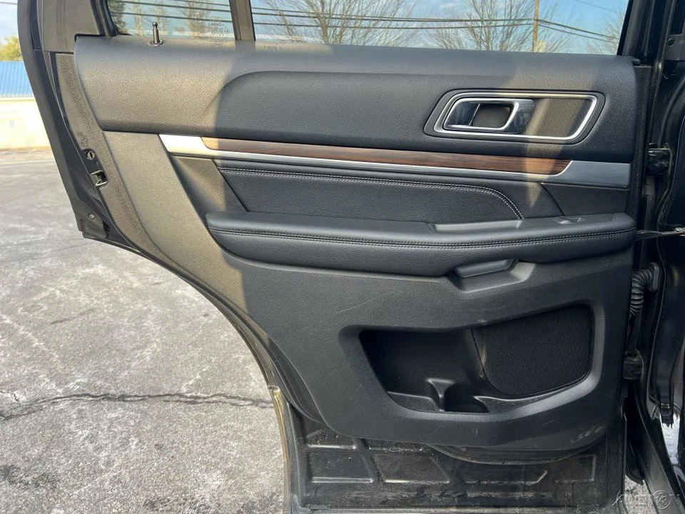 2016 Ford Explorer 5th Gen - Image 12 of 12