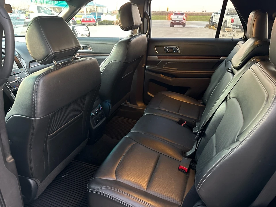 2016 Ford Explorer 5th Gen - Image 10 of 12