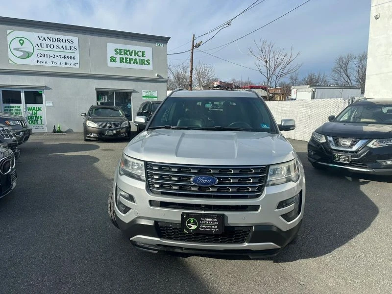2016 Ford Explorer 5th Gen - Image 2 of 12
