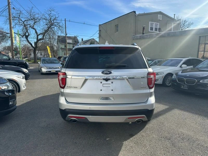 2016 Ford Explorer 5th Gen - Image 6 of 12