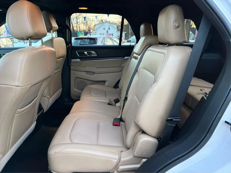 2016 Ford Explorer 5th Gen - Image 10 of 12