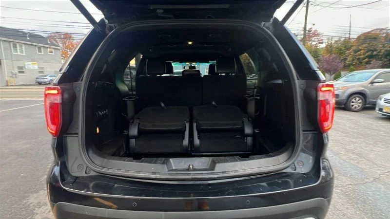 2016 Ford Explorer 5th Gen - Image 10 of 12