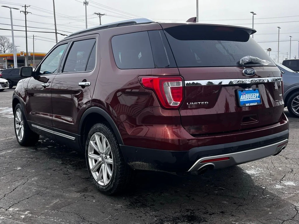 2016 Ford Explorer 5th Gen - Image 6 of 11