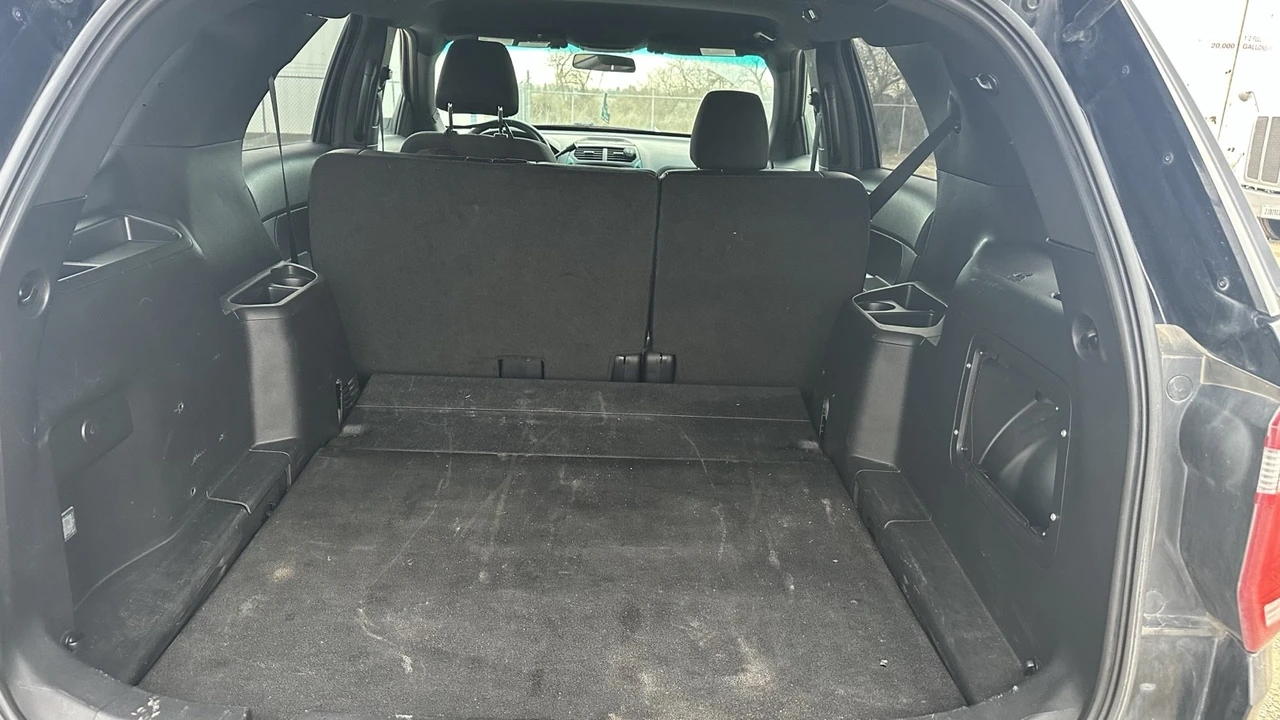 2016 Ford Explorer 5th Gen - Image 13 of 16