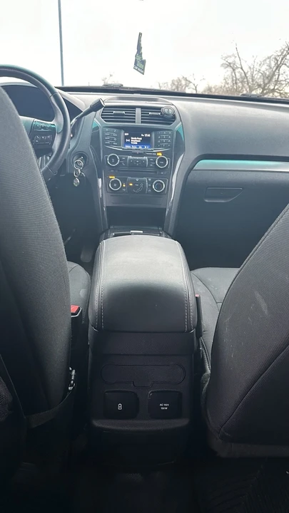 2016 Ford Explorer 5th Gen - Image 11 of 16