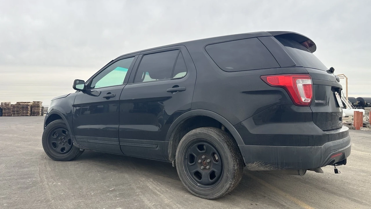 2016 Ford Explorer 5th Gen - Image 5 of 16