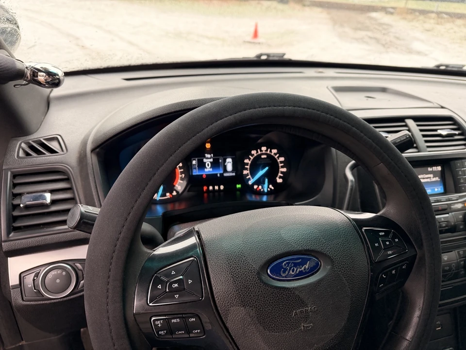 2016 Ford Explorer 5th Gen - Image 6 of 20