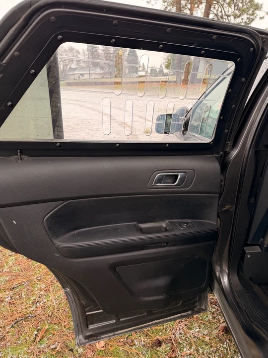 2016 Ford Explorer 5th Gen - Image 10 of 20