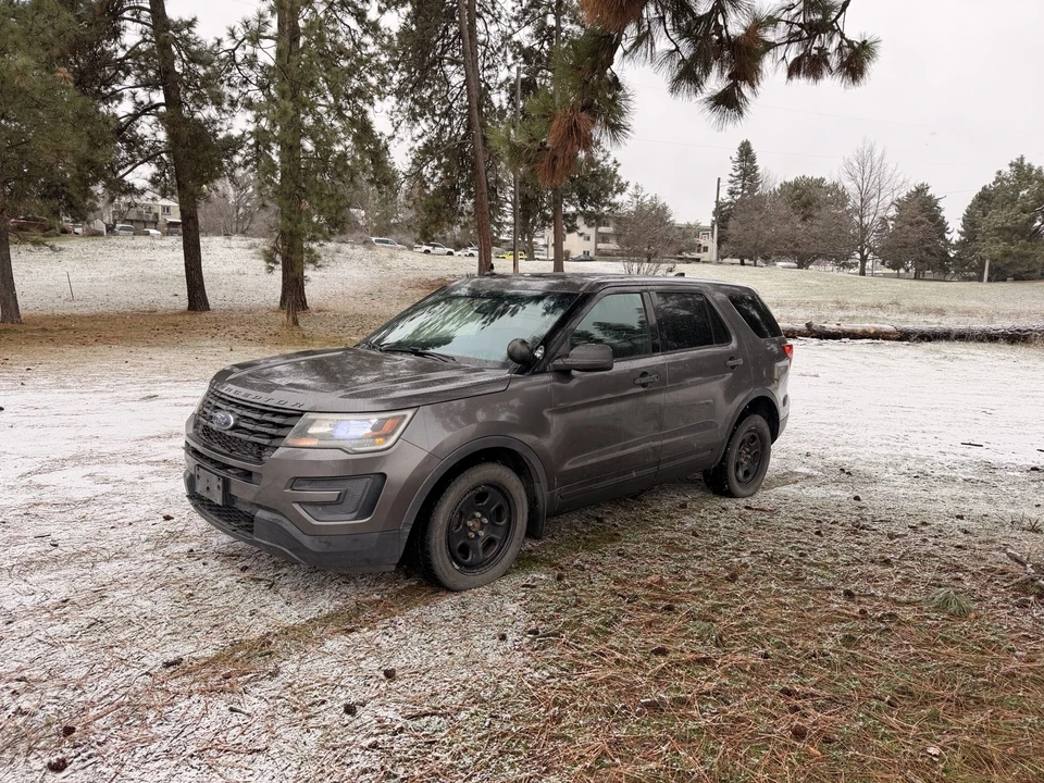 2016 Ford Explorer 5th Gen - Image 2 of 20