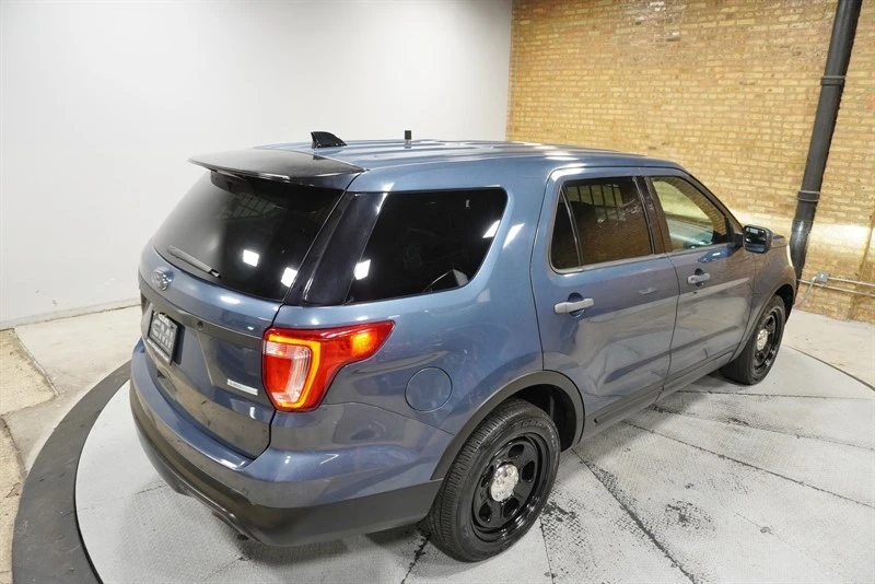 2016 Ford Explorer 5th Gen - Image 11 of 12