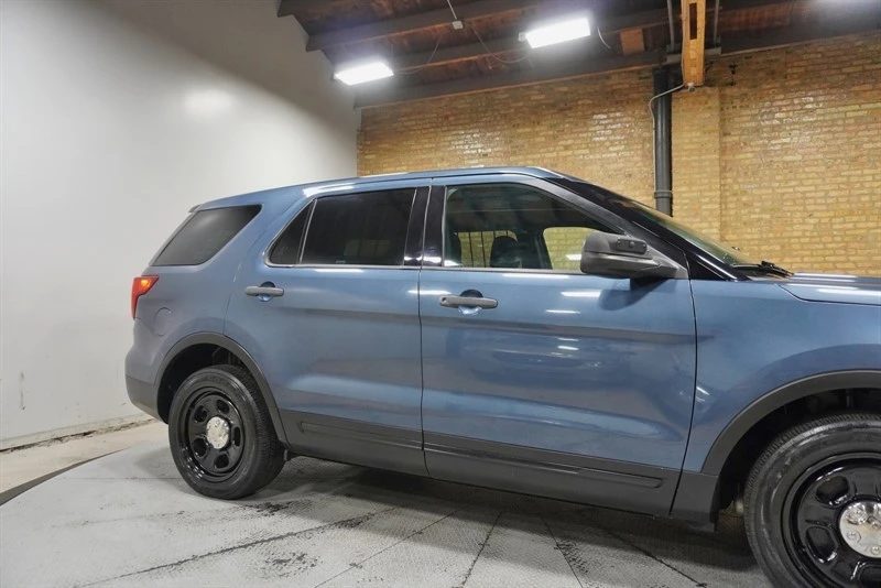 2016 Ford Explorer 5th Gen - Image 9 of 12