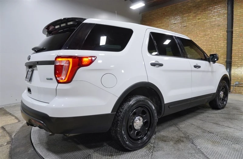 2016 Ford Explorer 5th Gen - Image 10 of 12