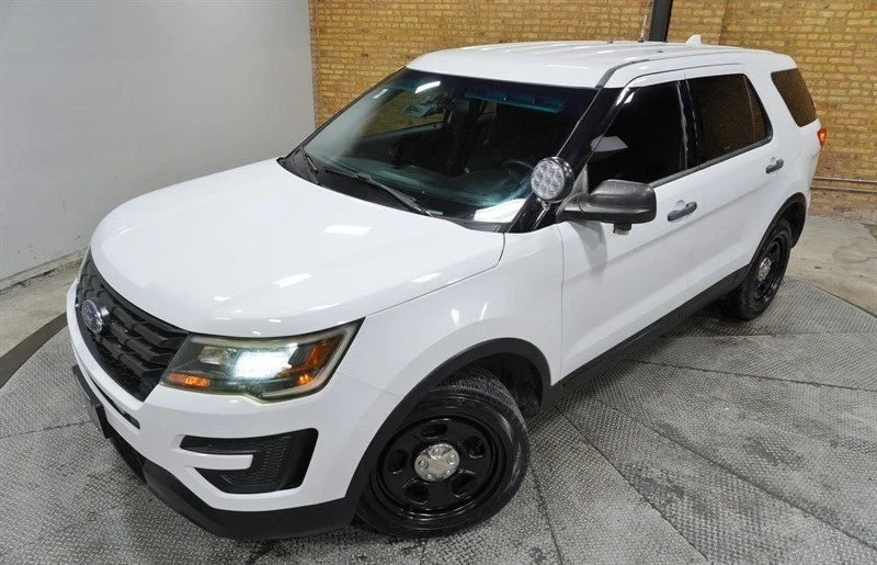 2016 Ford Explorer 5th Gen - Image 2 of 12
