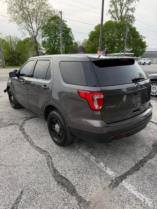 2016 Ford Explorer 5th Gen - Image 5 of 15