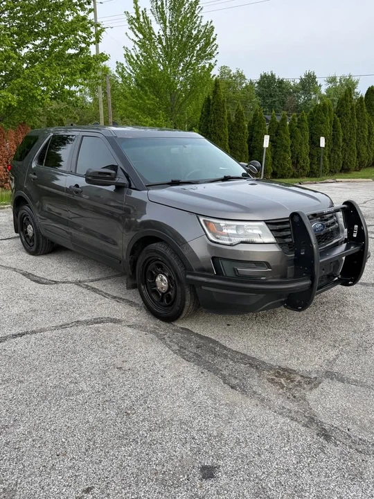 2016 Ford Explorer 5th Gen - Image 2 of 15