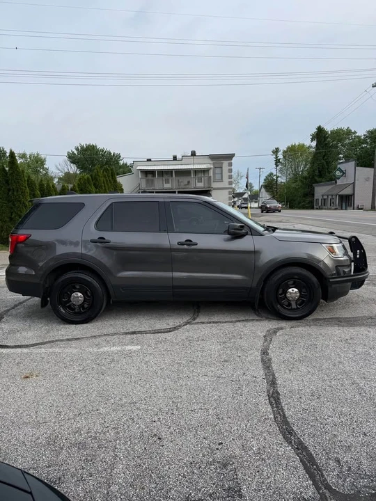 2016 Ford Explorer 5th Gen - Image 3 of 15