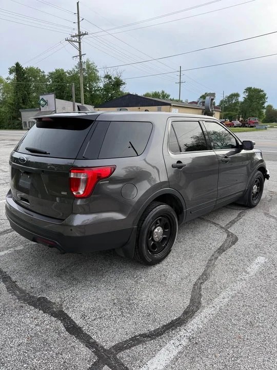 2016 Ford Explorer 5th Gen - Image 4 of 15