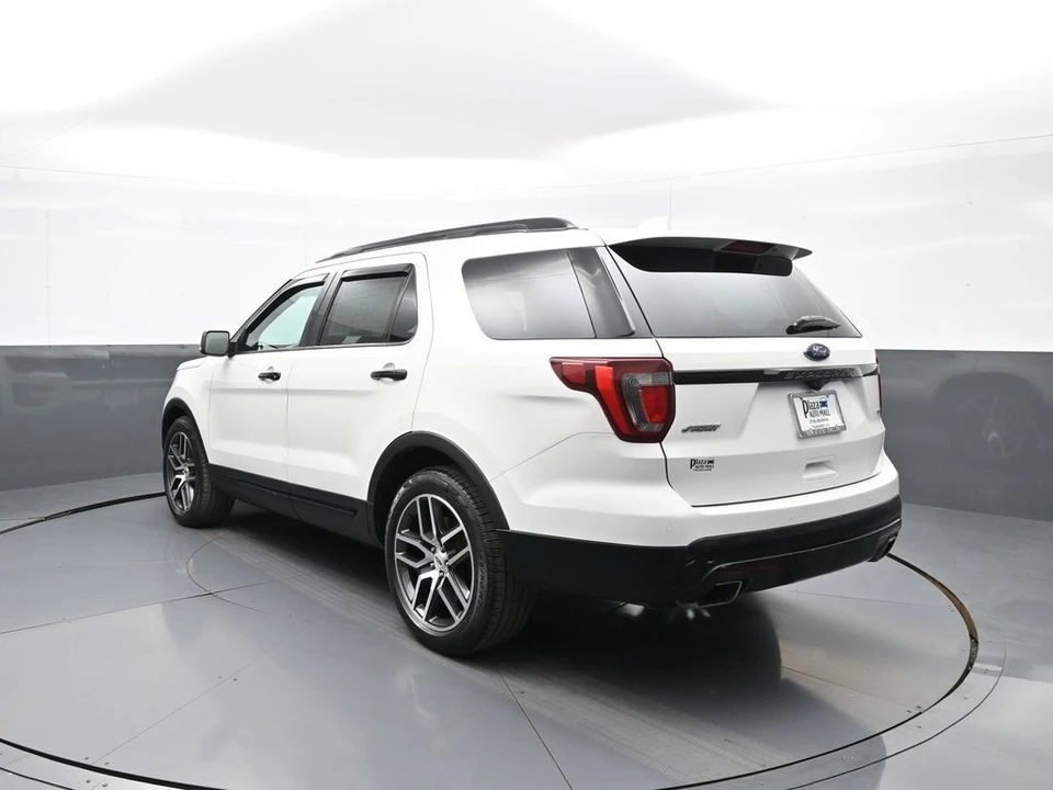 2016 Ford Explorer 5th Gen - Image 8 of 21