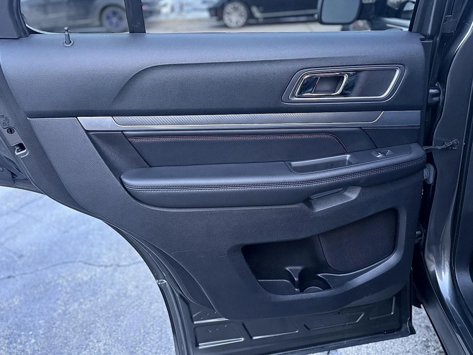 2016 Ford Explorer 5th Gen - Image 15 of 24