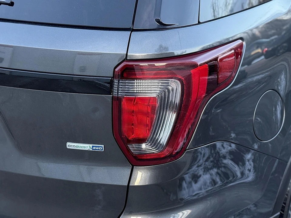 2016 Ford Explorer 5th Gen - Image 13 of 24