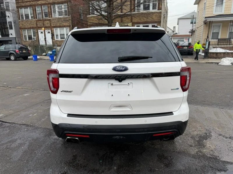 2016 Ford Explorer 5th Gen - Image 5 of 12