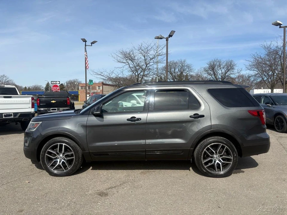 2016 Ford Explorer 5th Gen - Image 8 of 12