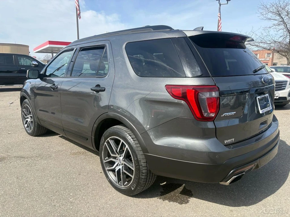 2016 Ford Explorer 5th Gen - Image 7 of 12