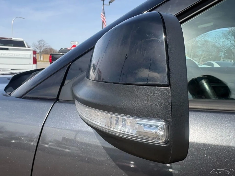 2016 Ford Explorer 5th Gen - Image 9 of 12