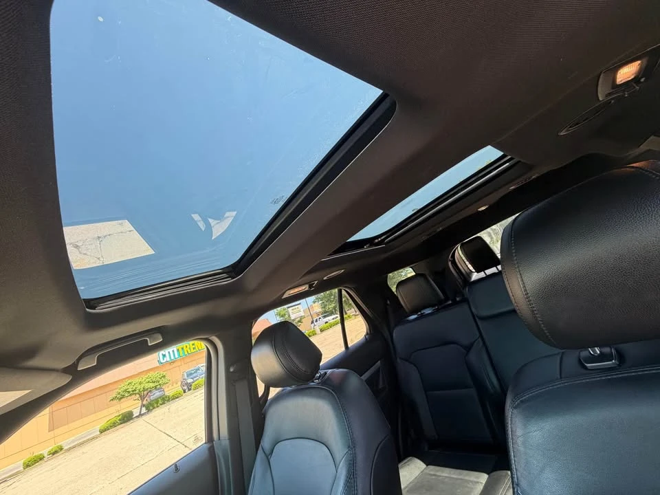 2016 Ford Explorer 5th Gen - Image 10 of 19